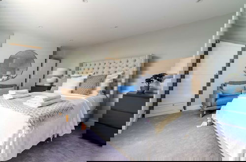 Foto 1 - Grandeur Islington Home
