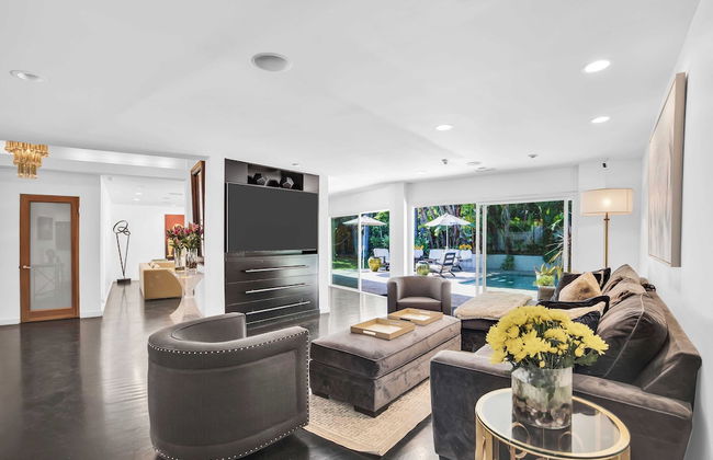 Edwin by Avantstay Hollywood Hills Luxury + Pool - Foto 2