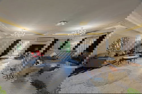 Foto 1 - villa In Beverly Hills with pool