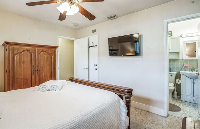 Beautiful Comfy Home With Private Hot Tub Close To Beach 2 Bedroom Home by RedAwning - Foto 2