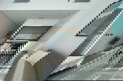 Foto 2 - Modern Studio wz Stunning City View