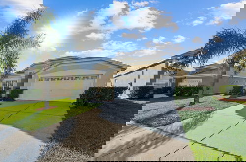 Foto 47 - Vacation Resort Home Right Outside Of Disney World Parks With Private Pool 4 Bedroom Home by RedAwning
