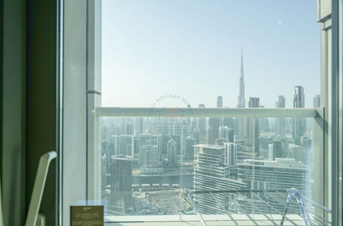 Photo 15 - Yogi - Amazing 2BR Apt With Burj Khalifa Views