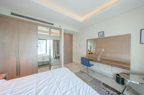 Foto 5 - Yogi - Amazing 2BR Apt With Burj Khalifa Views