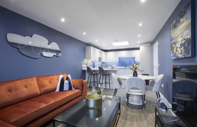 Elliot Oliver - Exquisite 2 Bedroom Apartment With Garden, Parking & EV Charger - Foto 9