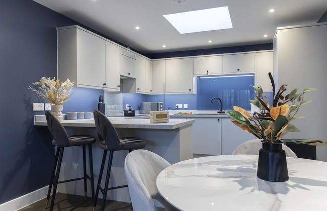Elliot Oliver - Exquisite 2 Bedroom Apartment With Garden, Parking & EV Charger - Foto 6