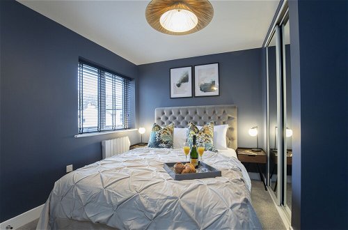 Foto 2 - Elliot Oliver - Exquisite 2 Bedroom Apartment With Garden, Parking & EV Charger