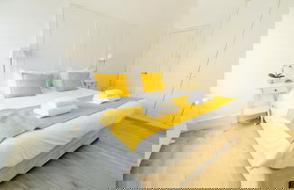 Photo 3 - Argyle St Apartments