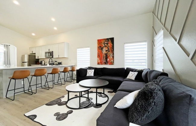 Secret Tunnel House 6 Bedroom Home by RedAwning - Foto 18