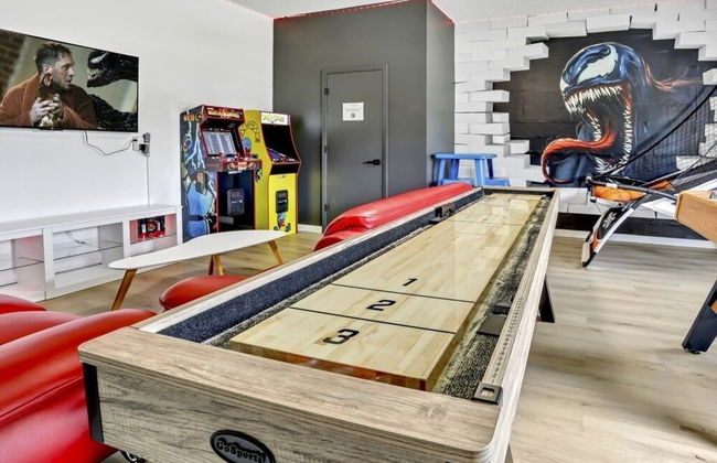 Secret Tunnel House 6 Bedroom Home by RedAwning - Foto 36