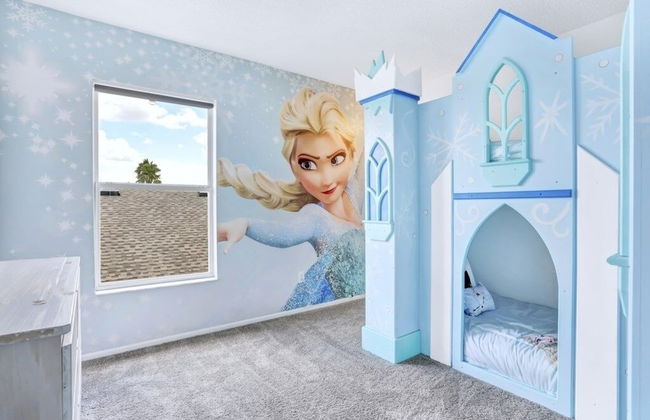 Secret Tunnel House 6 Bedroom Home by RedAwning - Foto 10