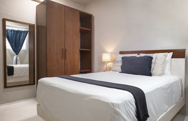 Three Bedroom Condo Steps From the Beach - Foto 5