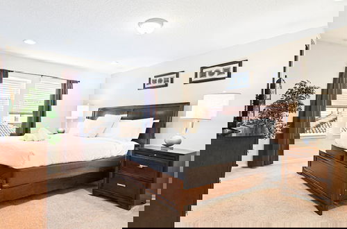 Foto 6 - Free Waterpark Access! 5br Resort Townhome w/ Pool