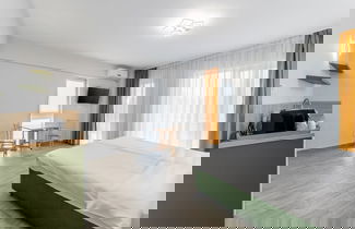 Foto 3 - Otopeni Suites by CityBookings