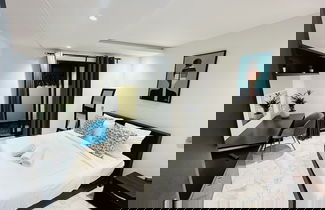 Foto 2 - StayInn Maarif Downtown