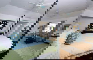 Foto 2 - Sprawling Villa With Uninterrupted Sea Views - Equinox 4 Bedroom Villa by RedAwning