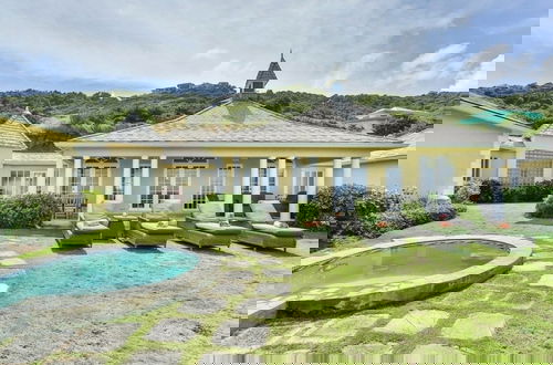 Foto 23 - Sprawling Villa With Uninterrupted Sea Views - Equinox 4 Bedroom Villa by RedAwning