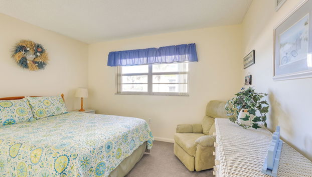 Central Cocoa Beach Condo w/ View, Steps to Beach - Foto 4