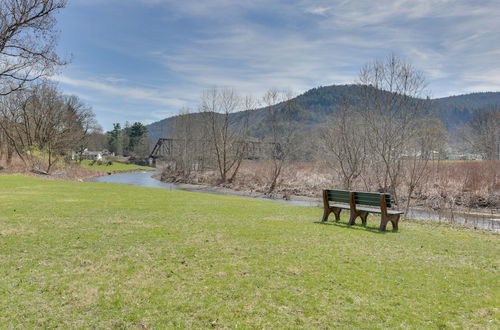 Photo 27 - Scenic Home on the Delaware River, Pet-friendly