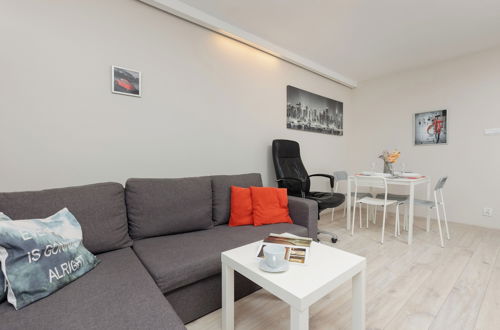 Photo 7 - City Center Apartment by Renters