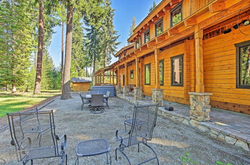 Photo 4 - Luxury Lodge: Hot Tub, Snowmobiling & ATV Access