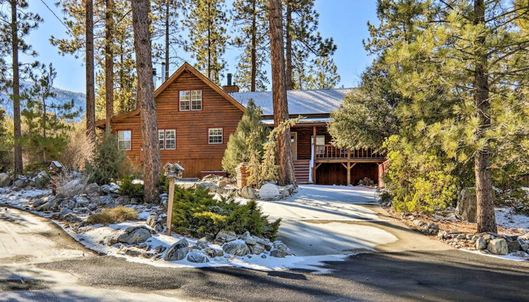 Foto 1 - Pine Mountain Club Log Home w/ Deck + Grill