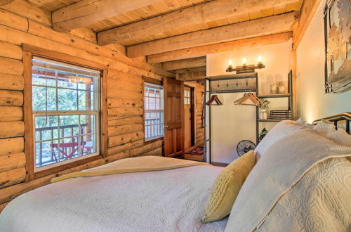 Foto 34 - Pine Mountain Club Log Home w/ Deck + Grill