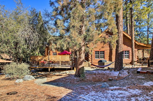 Photo 25 - Pine Mountain Club Log Home w/ Deck + Grill