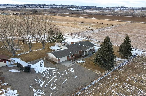 Foto 4 - Charming Joliet Ranch House on a Working Farm