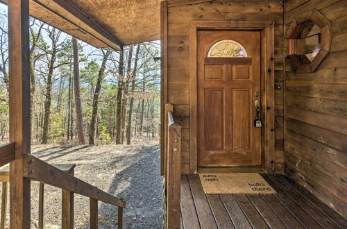 Photo 13 - Peaceful Russellville Cabin Close to Lakes