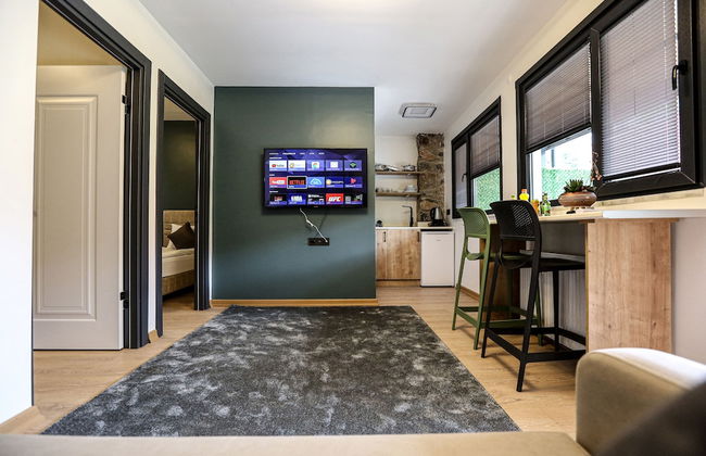 mia mia suites - Photo 36