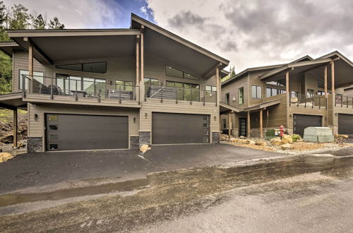 Photo 7 - Townhome w/ Hot Tub Across From Ski Lifts