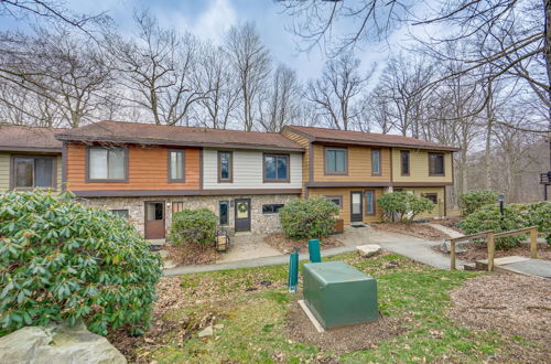 Photo 24 - Pristine Resort Townhome 2 Mi to Seven Springs Mtn