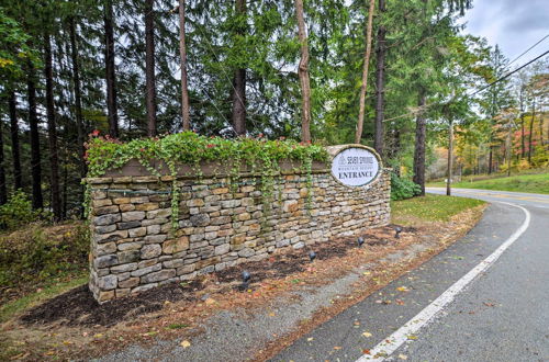 Foto 4 - Pristine Resort Townhome 2 Mi to Seven Springs Mtn