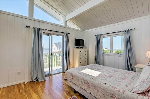 Foto 23 - Westhampton Beach Home w/ Deck + Ocean Views