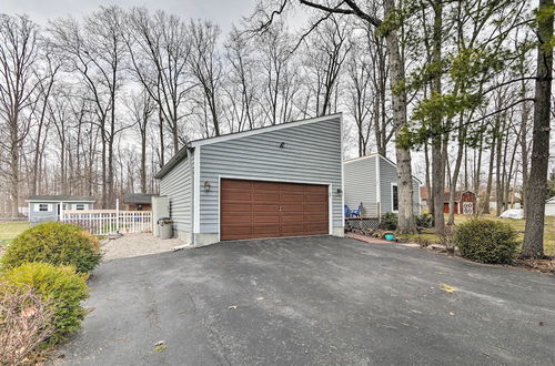 Photo 15 - All-season Indian Lake Home w/ Covered Deck