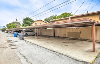 Photo 2 - Pet-friendly Dallas Townhome w/ Outdoor Grill