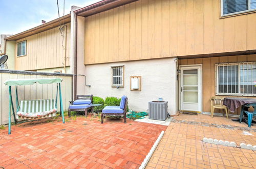 Photo 10 - Pet-friendly Dallas Townhome w/ Outdoor Grill