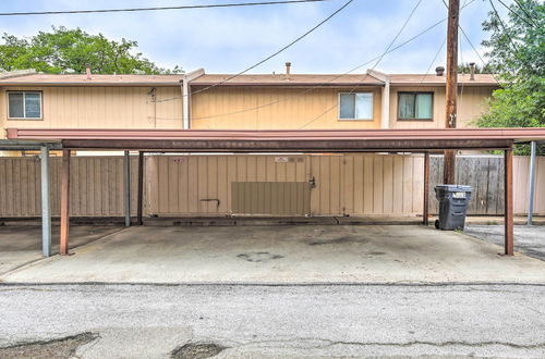 Photo 24 - Pet-friendly Dallas Townhome w/ Outdoor Grill