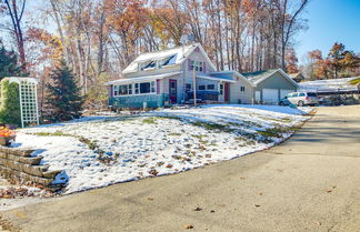 Photo 2 - Colorful Cottage w/ Hot Tub - Steps to Long Lake