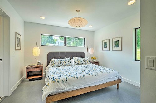 Photo 26 - Luxe + Modern Home: 30mi to Saratoga Springs