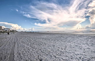 Photo 3 - Remodeled Studio Condo on Daytona Beach