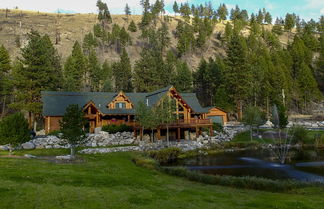 Photo 1 - Custom Bitterroot Valley Cabin w/ Hot Tub & Views