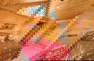 Foto 3 - Peaceful Cabin w/ Deck + Scenic Mtn Views