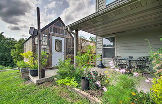 Photo 3 - 'grace Place' Clark House on Farm: Shared Hot Tub