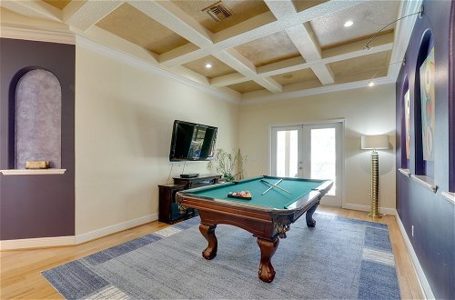 Photo 4 - Contemporary Brandon Home w/ Pool & Game Room