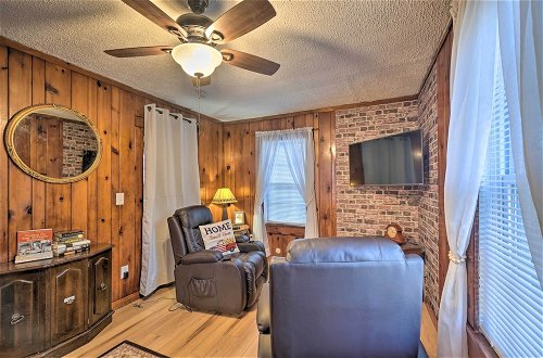 Foto 14 - Cozy Knoxville Getaway ~ 8 Mi to Downtown