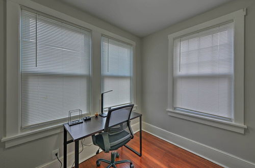 Photo 17 - Beautifully Renovated Beach House w/ Fenced Patio