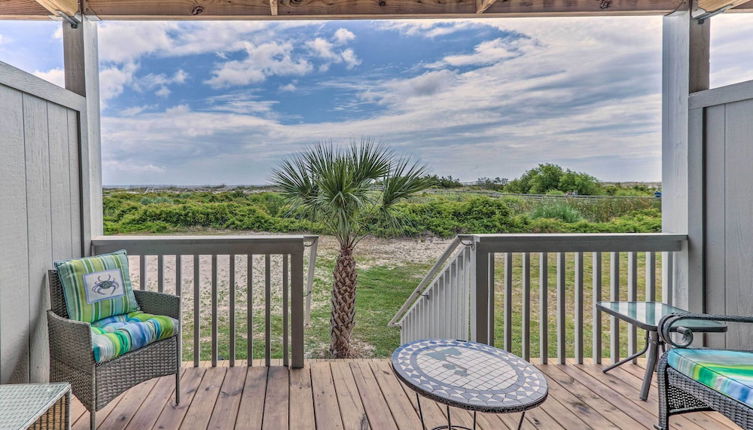 Photo 1 - Beachfront Oasis: Condo w/ Deck + Pool Access