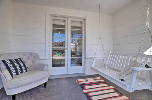 Photo 17 - 1940s Bishop House in Downtown w/ Porch Swing